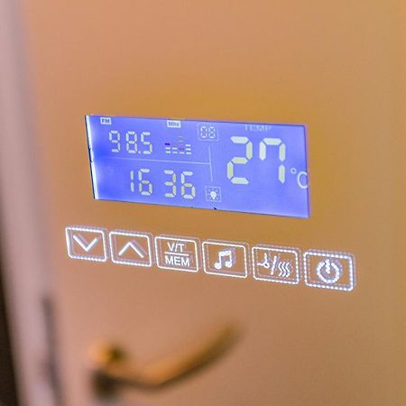 Jacuzzi - Flexible Selfcheckins 20 - Zagreb - Luxury - Garage - Smart - Brand New - Apartments Repinc 外观 照片