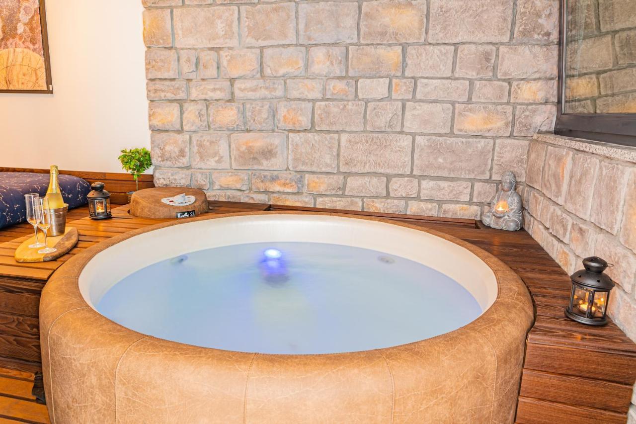 Jacuzzi - Flexible Selfcheckins 20 - Zagreb - Luxury - Garage - Smart - Brand New - Apartments Repinc 外观 照片