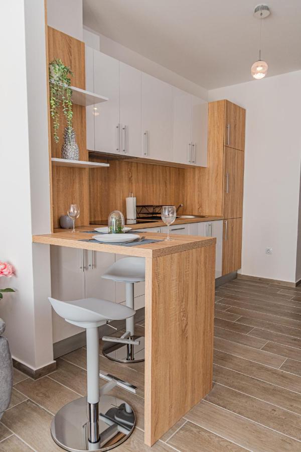 Jacuzzi - Flexible Selfcheckins 20 - Zagreb - Luxury - Garage - Smart - Brand New - Apartments Repinc 外观 照片