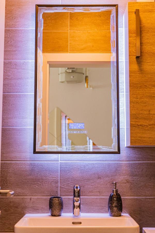 Jacuzzi - Flexible Selfcheckins 20 - Zagreb - Luxury - Garage - Smart - Brand New - Apartments Repinc 外观 照片