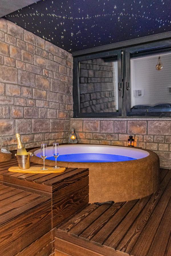 Jacuzzi - Flexible Selfcheckins 20 - Zagreb - Luxury - Garage - Smart - Brand New - Apartments Repinc 外观 照片