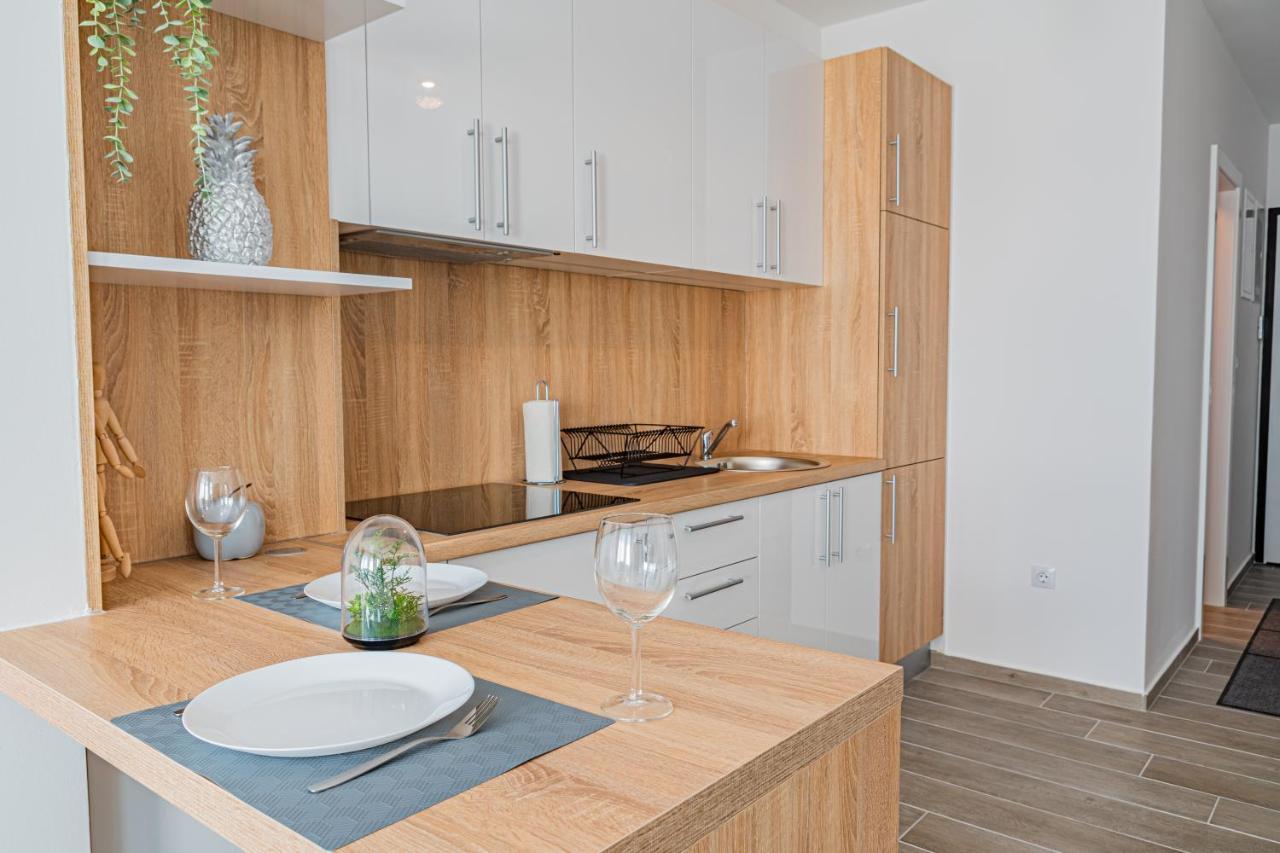 Jacuzzi - Flexible Selfcheckins 20 - Zagreb - Luxury - Garage - Smart - Brand New - Apartments Repinc 外观 照片
