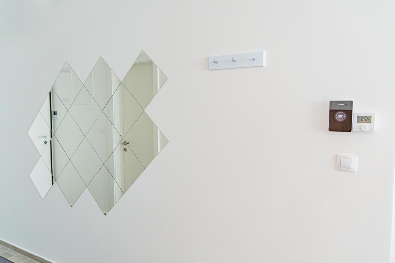 Jacuzzi - Flexible Selfcheckins 20 - Zagreb - Luxury - Garage - Smart - Brand New - Apartments Repinc 外观 照片
